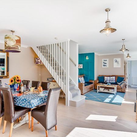 Tregarrek Villa Coverack Exteriör bild